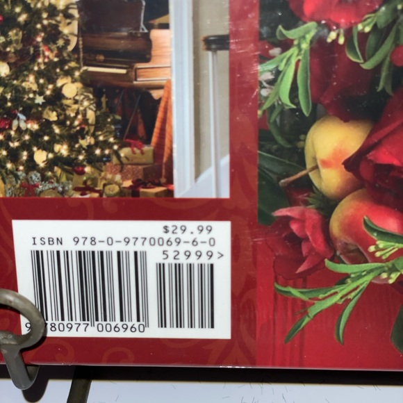 Brand new Christmas book with southern lady - Picture 2 of 3